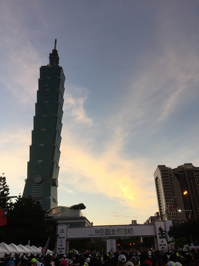 冬季去台北看雨---2015年台北马拉松拾记