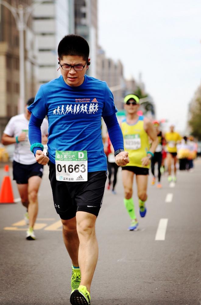 冬季去台北看雨---2015年台北马拉松拾记