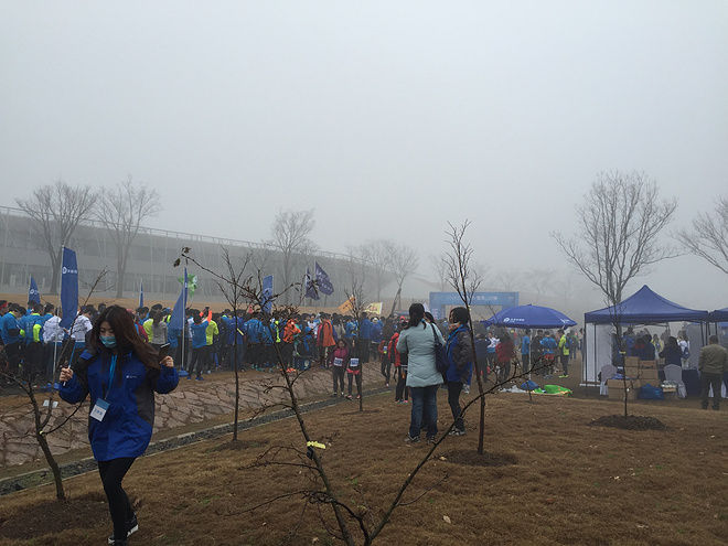 雾霾敢死队——易跑雪景山地赛评测