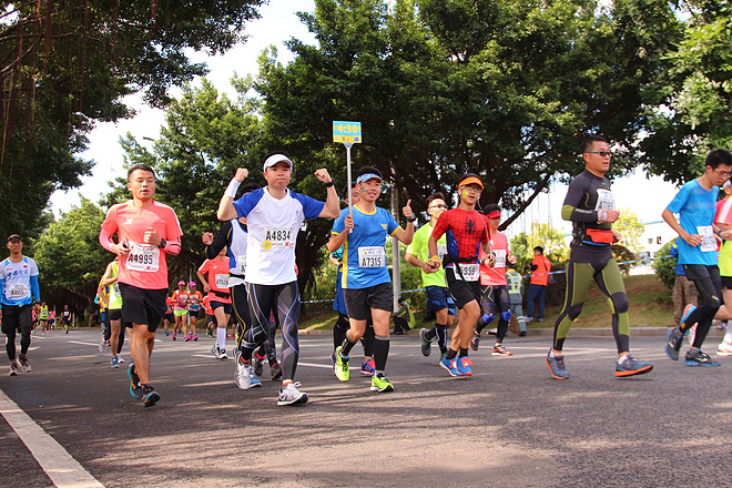 基突骚年的跑步那些事