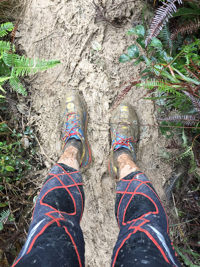 一场虐哭吃货跑渣的泥巴之旅——记首届五虎山越野赛
