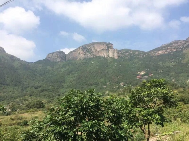 一场虐哭吃货跑渣的泥巴之旅——记首届五虎山越野赛