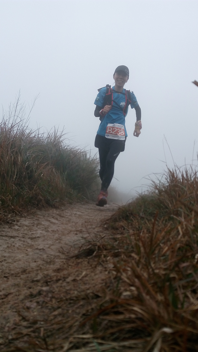 一场虐哭吃货跑渣的泥巴之旅——记首届五虎山越野赛