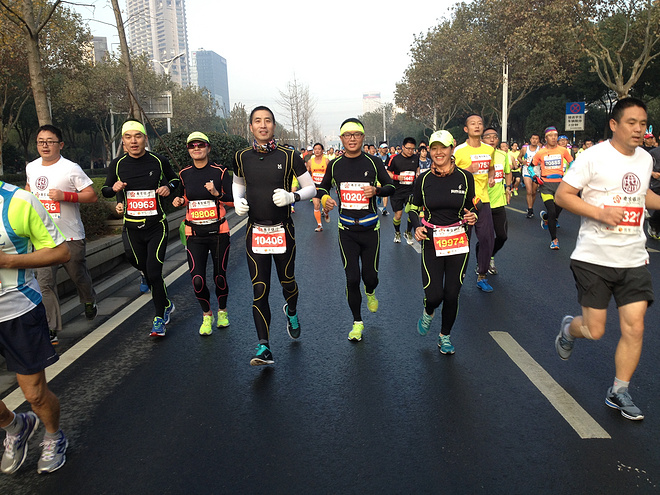 每一个马拉松，都有独特的光芒！ ---记2015南京马拉松