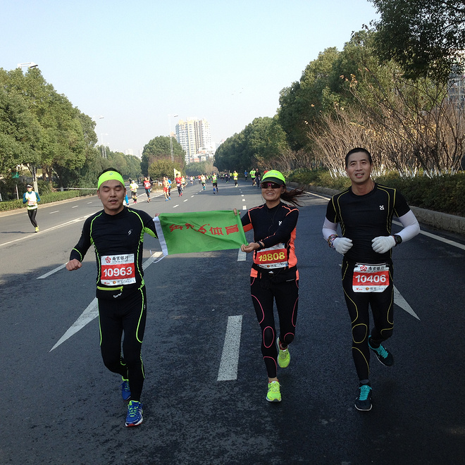每一个马拉松，都有独特的光芒！ ---记2015南京马拉松