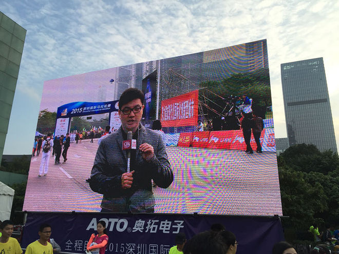 深马，让跑步成为我生命中美丽的一道风景线。