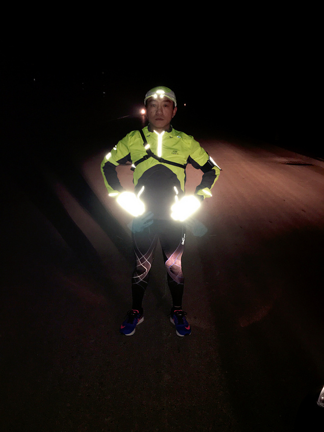 越夜越High——迪卡侬夜跑套装众测报告