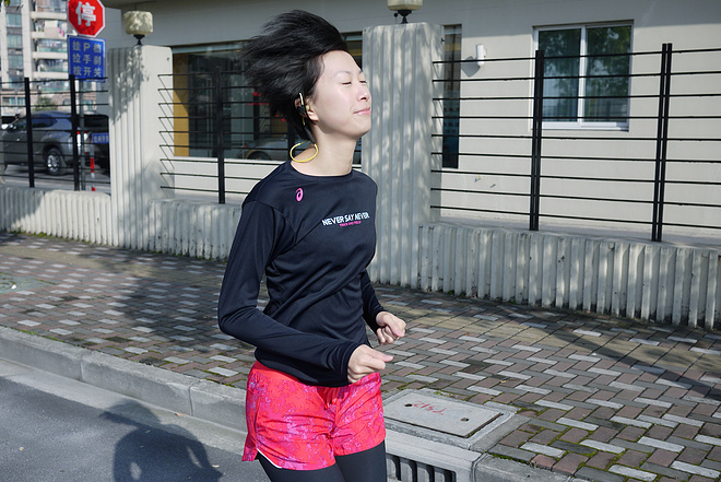 跟着音乐去跑步——Jabra Pace耳机开箱测试