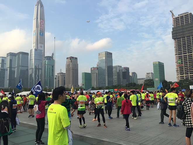 尼尼小的首次马拉松体验