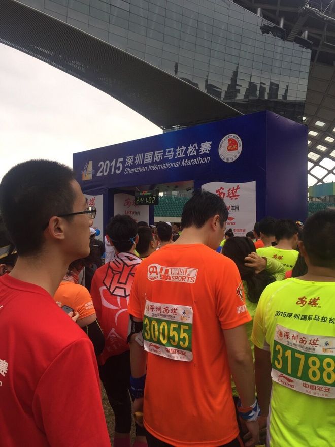 尼尼小的首次马拉松体验