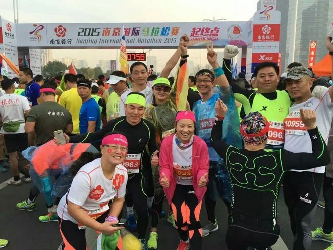 每一个马拉松，都有独特的光芒！ ---记2015南京马拉松