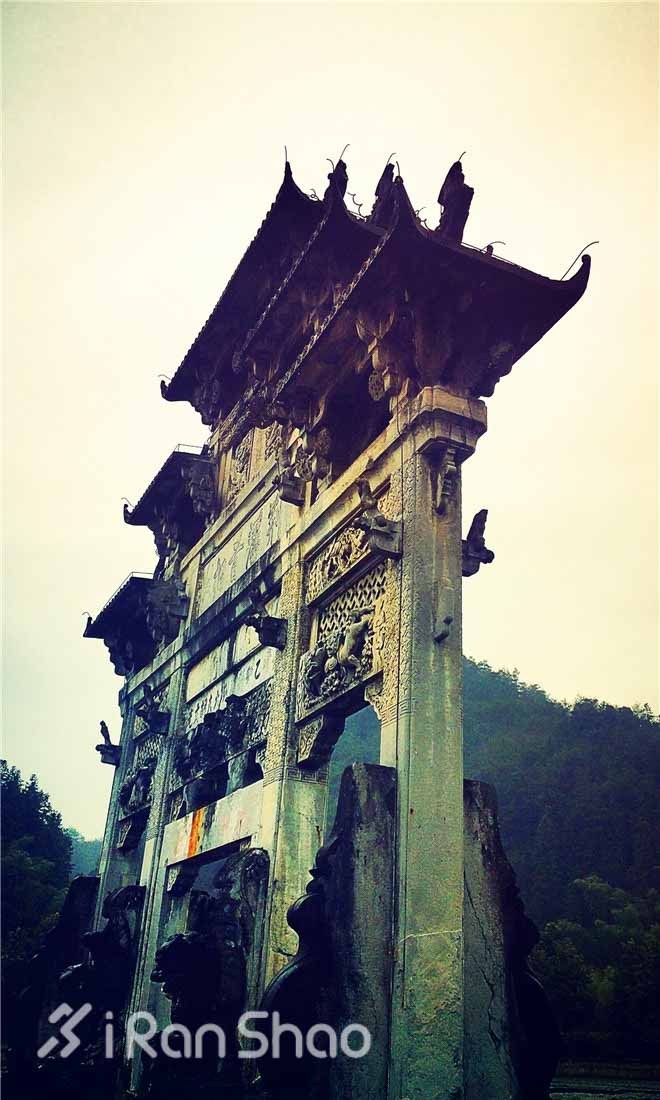 探路 | 一条腾云驾雾且有故事的越野之路“黄山一百”