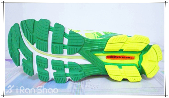 ASICS亚瑟士Kinsei 5跑鞋鞋底