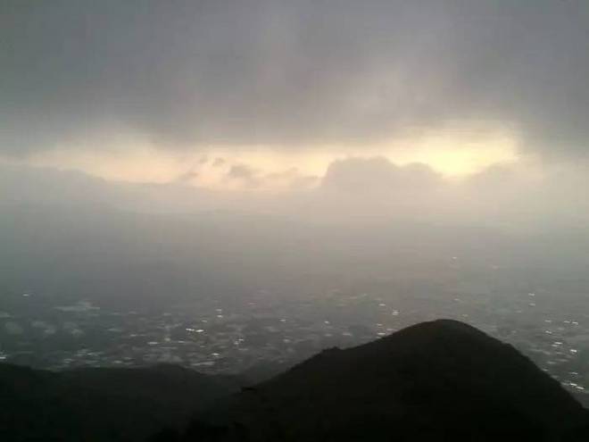 香港TNF100 | 越野跑的不是路，而是一种信仰