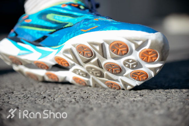 跑鞋 | Skechers 斯凯奇 Go Meb Speed 3，怕你双腿跟不上它的快