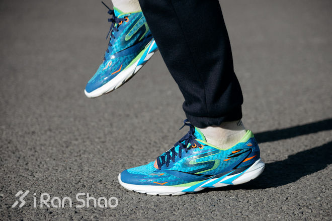 跑鞋 | Skechers 斯凯奇 Go Meb Speed 3，怕你双腿跟不上它的快