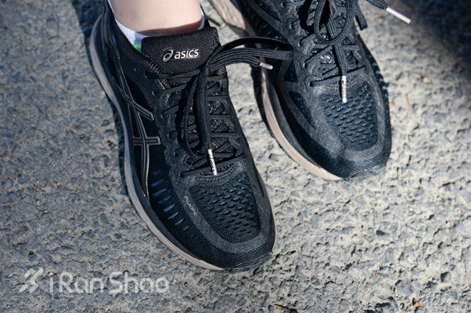 跑鞋 | ASICS亚瑟士 MetaRun，长距离跑鞋的黑金之选！