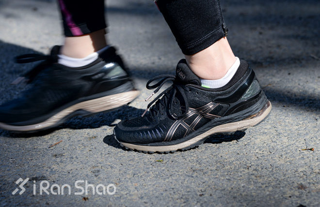 跑鞋 | ASICS亚瑟士 MetaRun，长距离跑鞋的黑金之选！