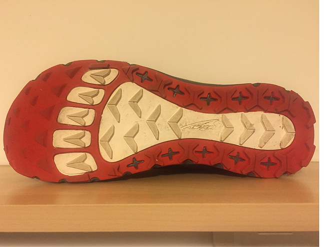 我很丑可是我很温柔-Altra Lone Peak 2.0 测评