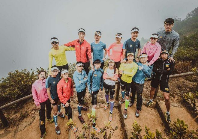 “挑战”并“享受”一场百公里越野赛 ——2016香港100越野赛极端天气下完赛记及思考