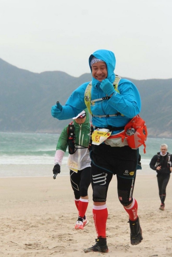 “挑战”并“享受”一场百公里越野赛 ——2016香港100越野赛极端天气下完赛记及思考