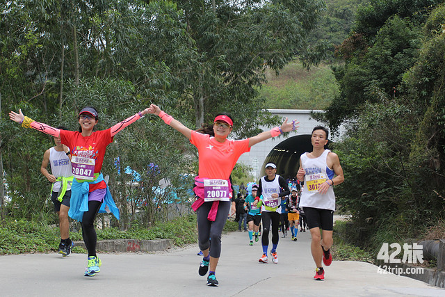 一直爱，一起跑 ——从10KM到43.7KM完跑深圳盐田山地马拉松之路