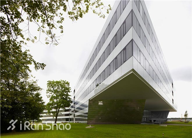 确定易帅！运动巨头adidas炒掉CEO带来的4个思考