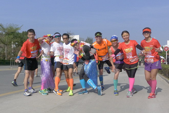 晓看红湿处  润物细无声——三款防摩擦产品评测