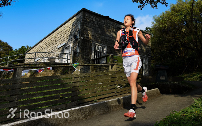 紫气东来聚麦径，名扬港百又一年—2016 Vibram®香港一百公里前瞻