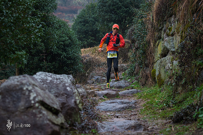 烟雨战江南—Tecnica-江南100超马训练营第一季圆满落幕