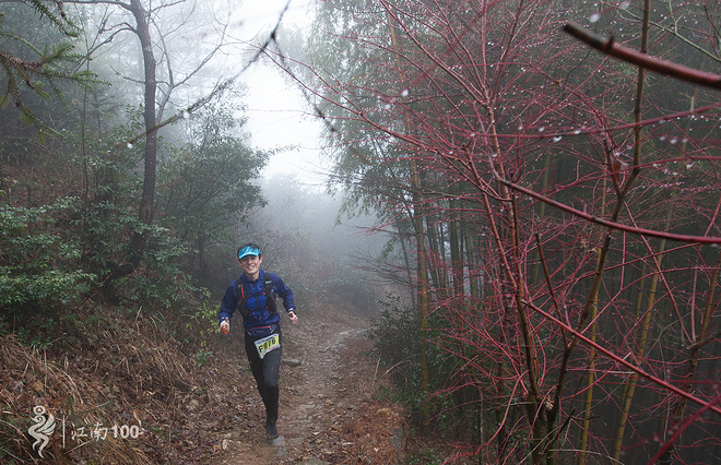 烟雨战江南—Tecnica-江南100超马训练营第一季圆满落幕