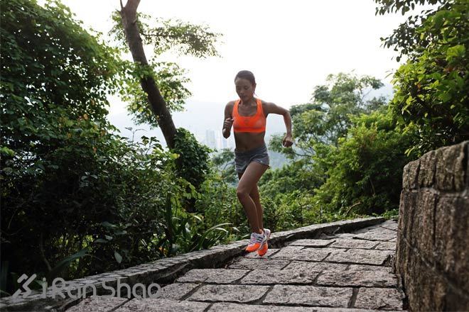 紫气东来聚麦径，名扬港百又一年—2016 Vibram®香港一百公里前瞻