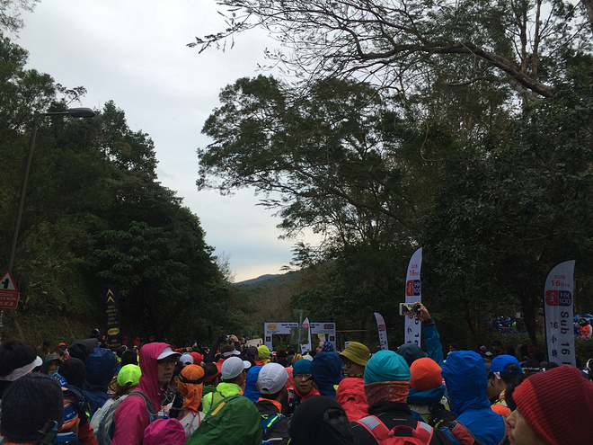 港百--恶劣天气也是越野乐趣，拿金人存在理论上的可能