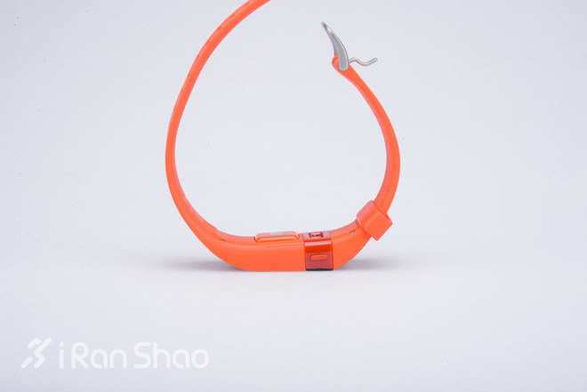 开箱 | Fitbit Charge HR，时刻关注你身体状况的智能手环