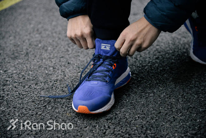 跑鞋 | 满足日常跑步的所有需求—李宁云三代智能跑鞋
