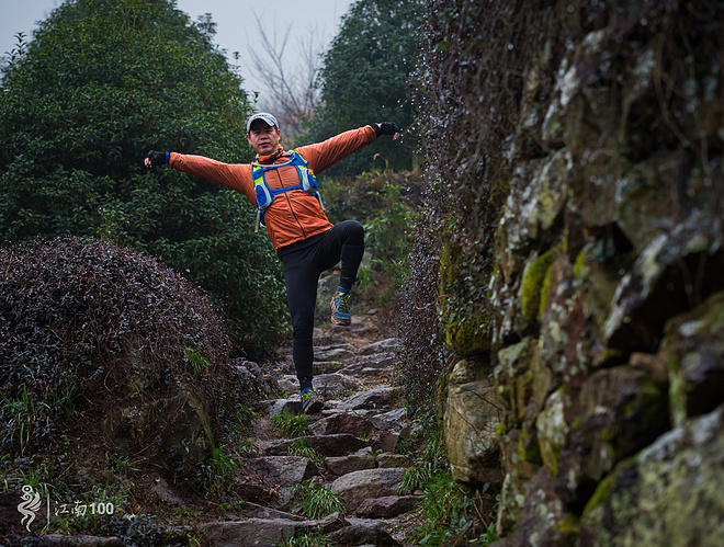 烟雨战江南—Tecnica-江南100超马训练营第一季圆满落幕