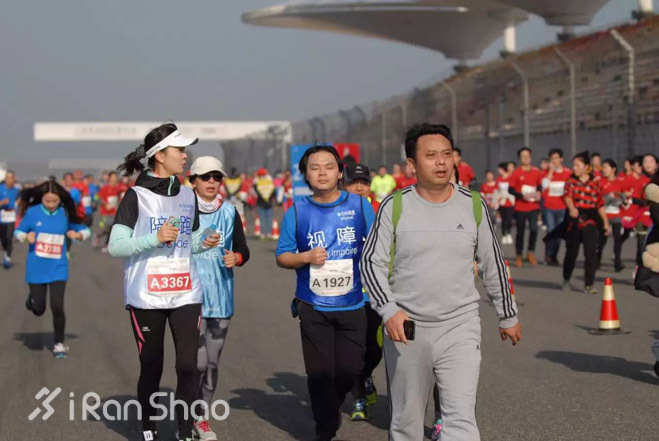 回顾 | 一场万人相聚迎新年的狂欢日，蒸蒸日上四环跑