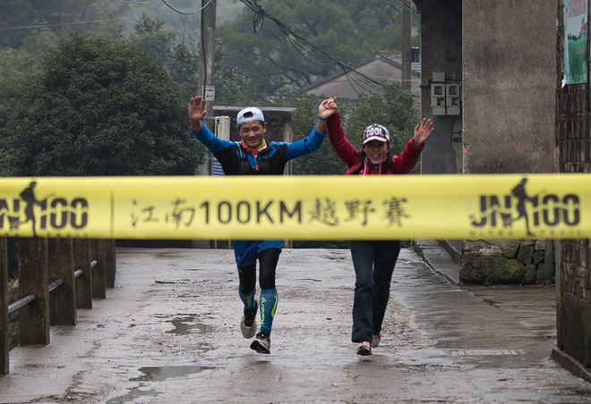 烟雨战江南—Tecnica-江南100超马训练营第一季圆满落幕