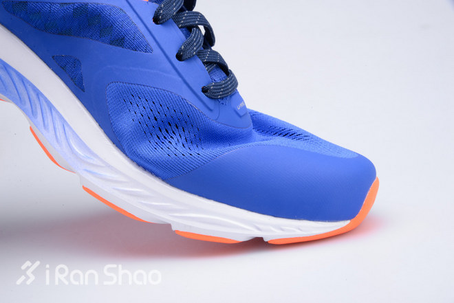 跑鞋 | 满足日常跑步的所有需求—李宁云三代智能跑鞋