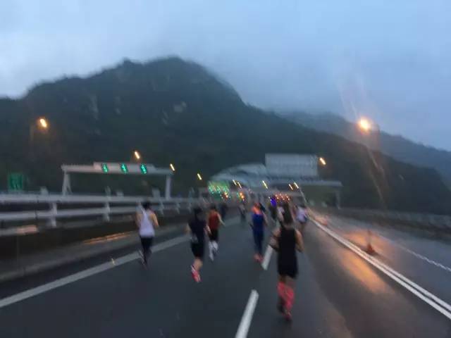 （多图慎点！）虐出亚洲新高度-香港渣打马拉松