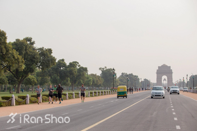 人物 | 扎克伯格与他的新年365英里跑步计划