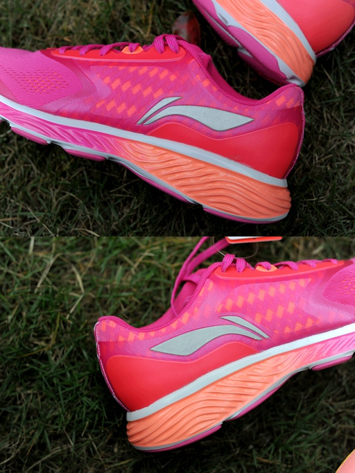 见云显智 当粉影霓裳跃过跑道——李宁云三代智能跑鞋测评