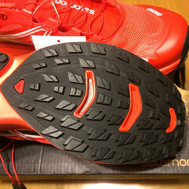 翻过大帽山，没有大帽衫——环大帽山退赛记兼评odlo黑酷战神 & Salomon大红鞋