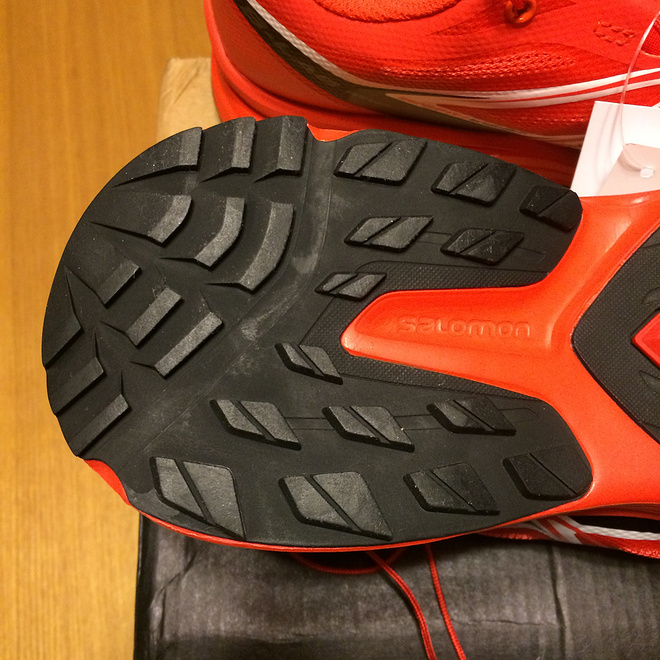 翻过大帽山，没有大帽衫——环大帽山退赛记兼评odlo黑酷战神 & Salomon大红鞋