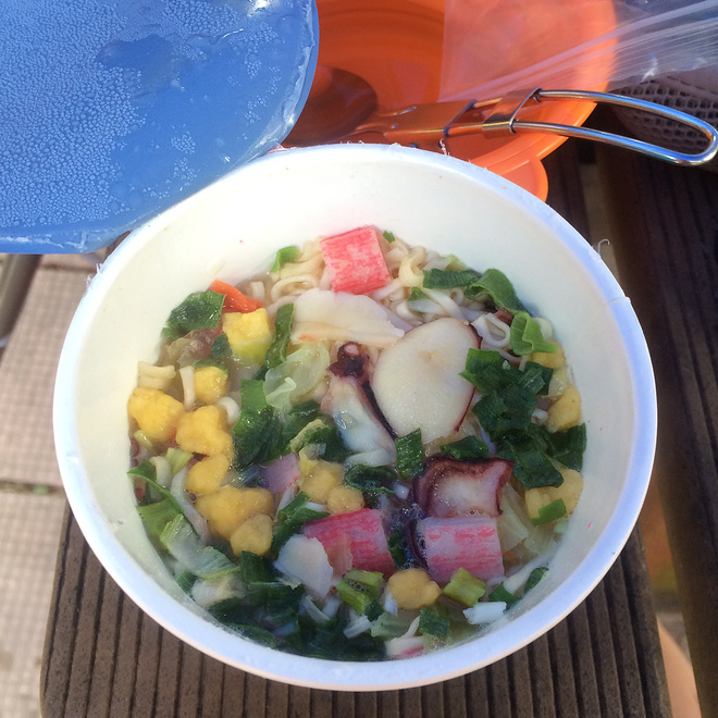 翻过大帽山，没有大帽衫——环大帽山退赛记兼评odlo黑酷战神 & Salomon大红鞋