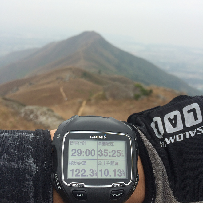 翻过大帽山，没有大帽衫——环大帽山退赛记兼评odlo黑酷战神 & Salomon大红鞋
