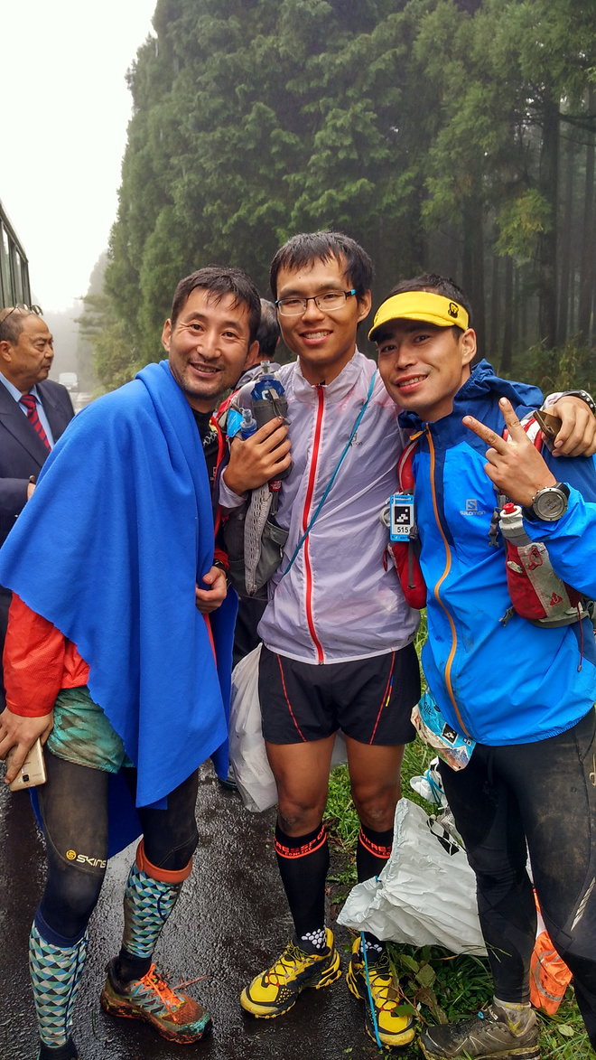 谢谢港百-让我从痛苦中解脱