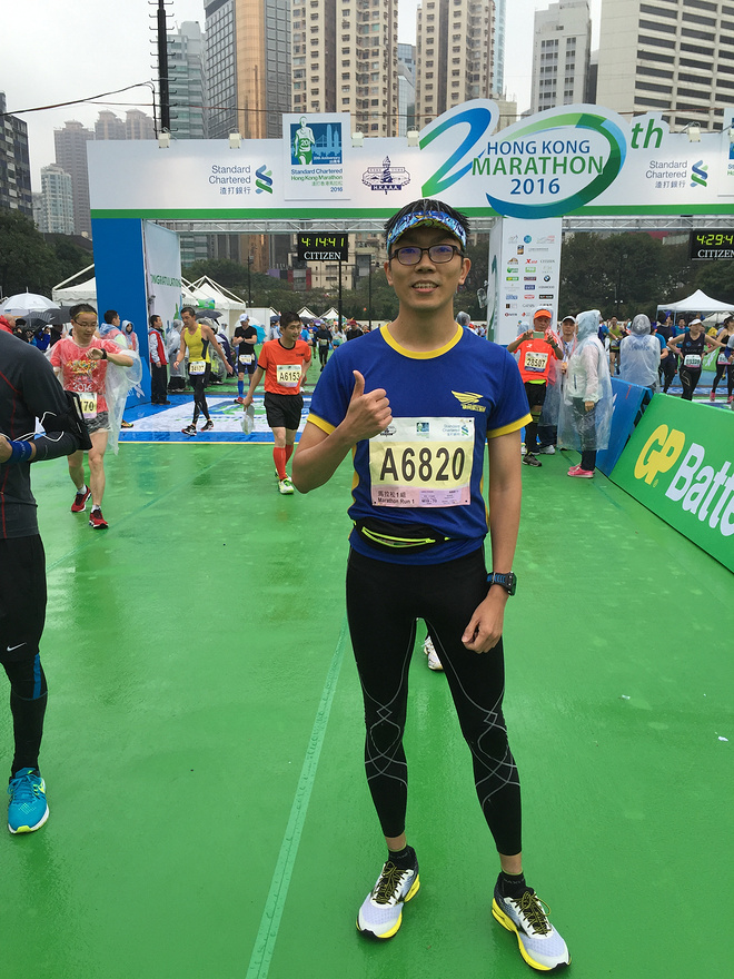 记生命中第一次雨战马拉松——2016港马