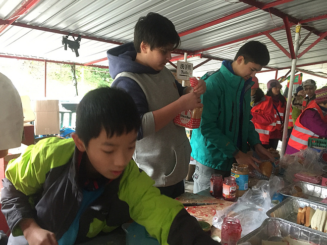 风雪大帽山、温情港百路