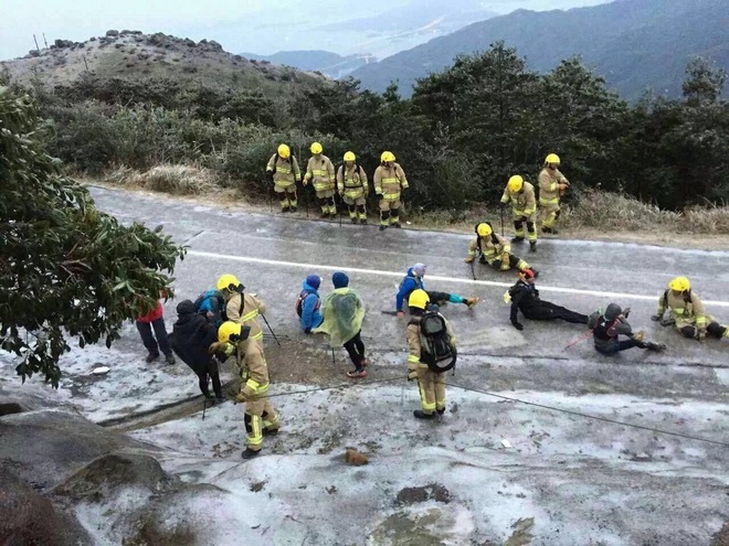 风雪大帽山、温情港百路